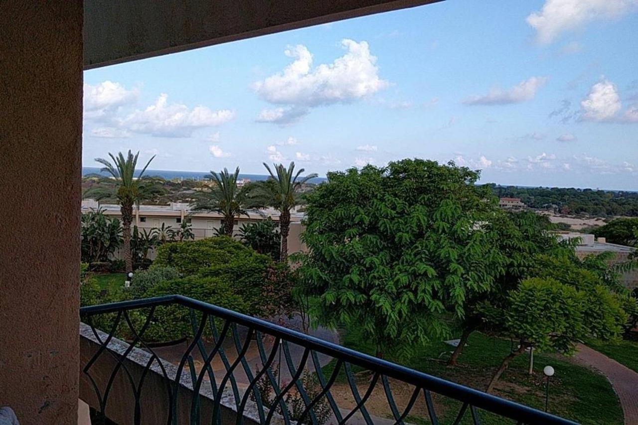 Caesars Place Sea View 2Br Neot Golf Caesarea Exterior foto